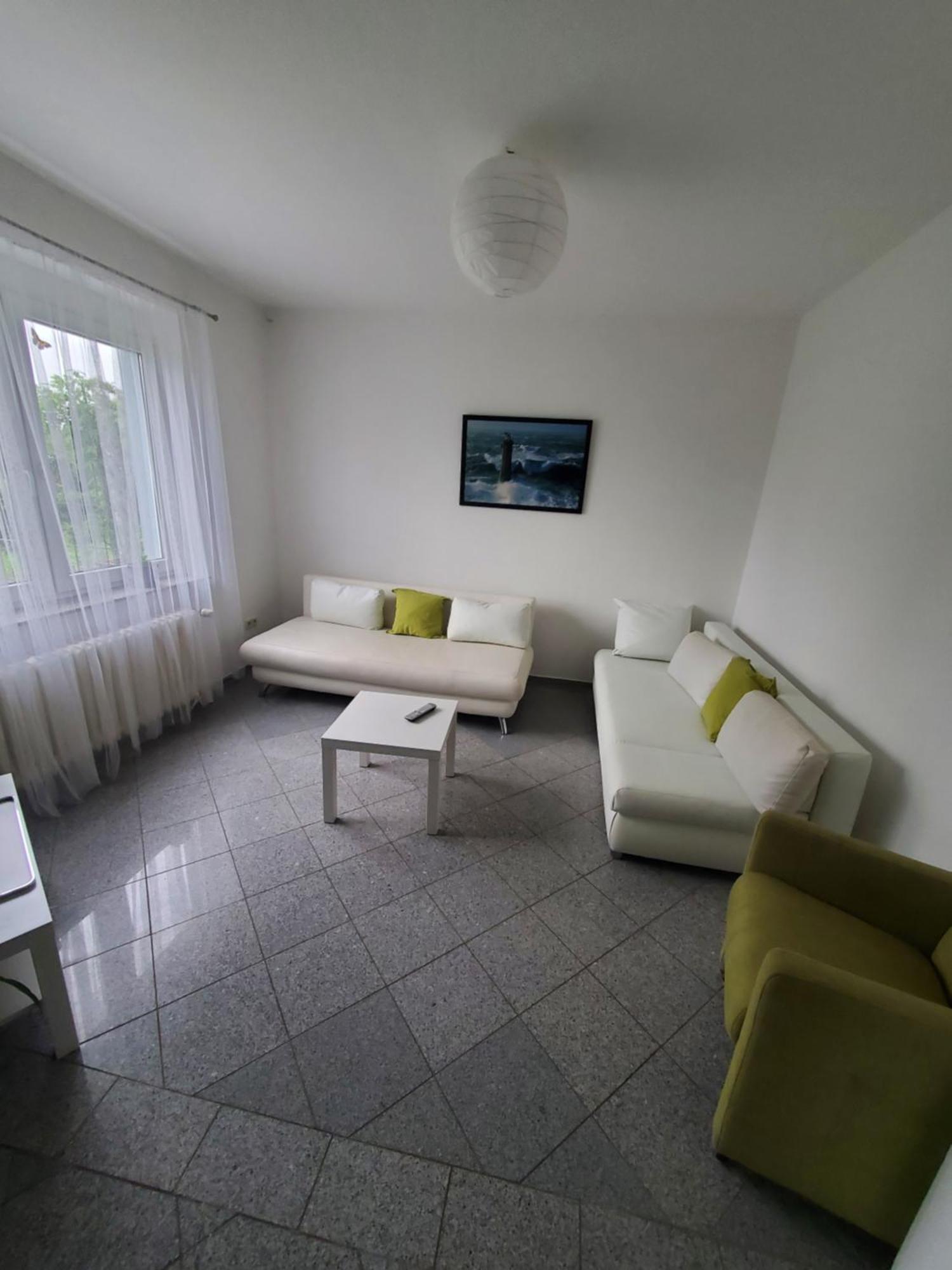 Grosse 3 Zi Wohnung Auf Der Pferde Farm 拉尔 外观 照片